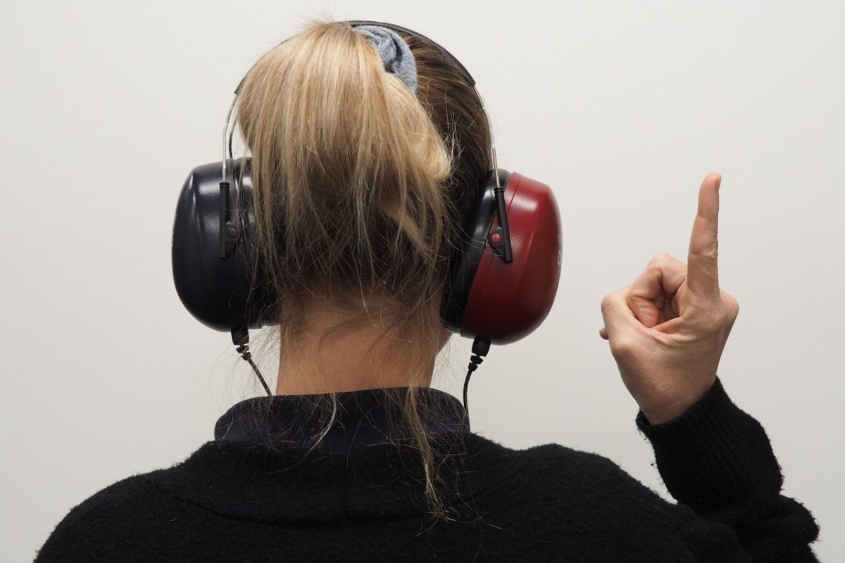 Kto powinien wykonywać badania słuchu? 