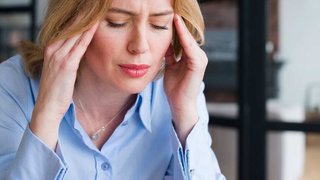 Zrozumieć i pokonać migrenę: skuteczność zastosowania toksyny botulinowej w terapii bólu